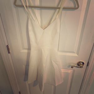 Gorgeous white Elizabeth and James dress with tag